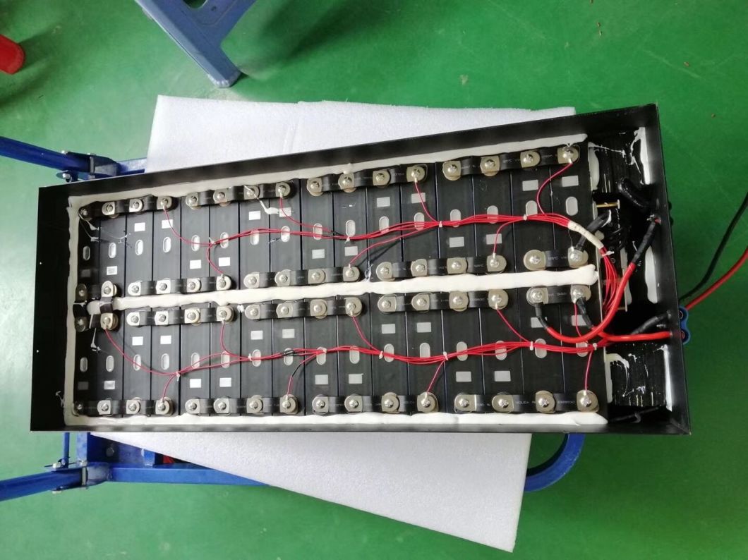 LCD-Show Lithium-Batterie-Packung wiederaufladbar 48V 200Ah 10kWh Lithium-Ionen-Batterien für Hybridsysteme