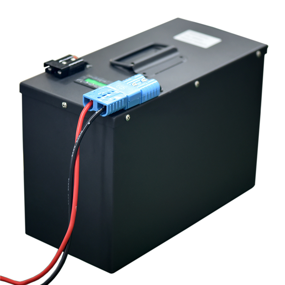 Batterie de stockage d'énergie LIFEPO4 12V 200AH Pack de batterie pour système RV / Solaire / Chariots de yacht / golf