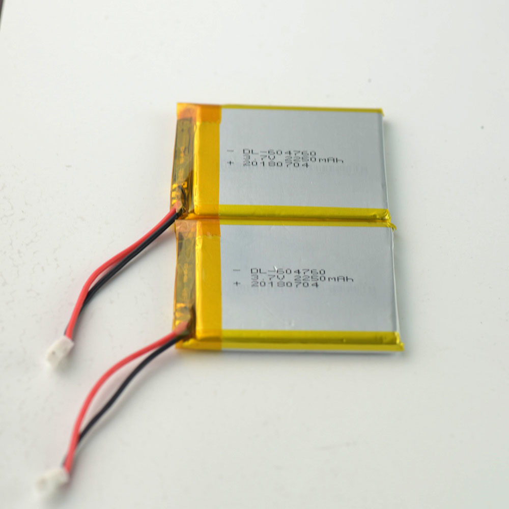 3.7V 2250MAH 604760 Cellule de batterie de polymère au lithium