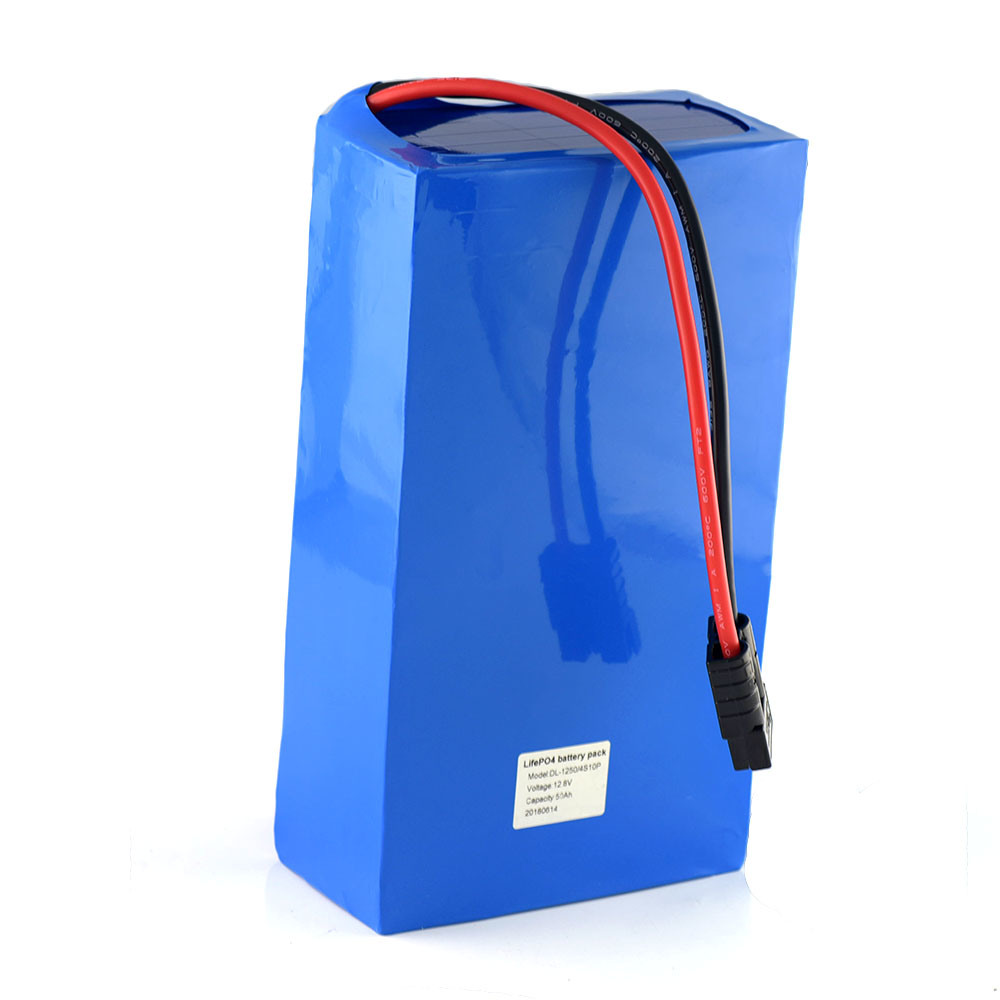 Paquet de batterie Lithium LifePo4 de la vente d'usine de 12.8V 50AH pour la lumière solaire