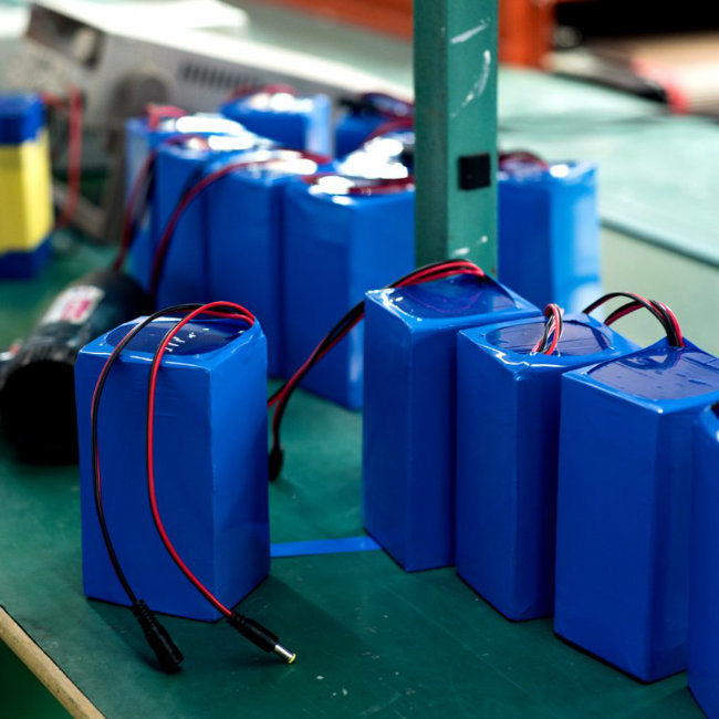 Batteries de batterie au lithium de 20Ah 48V rechargeable pour voiture électrique