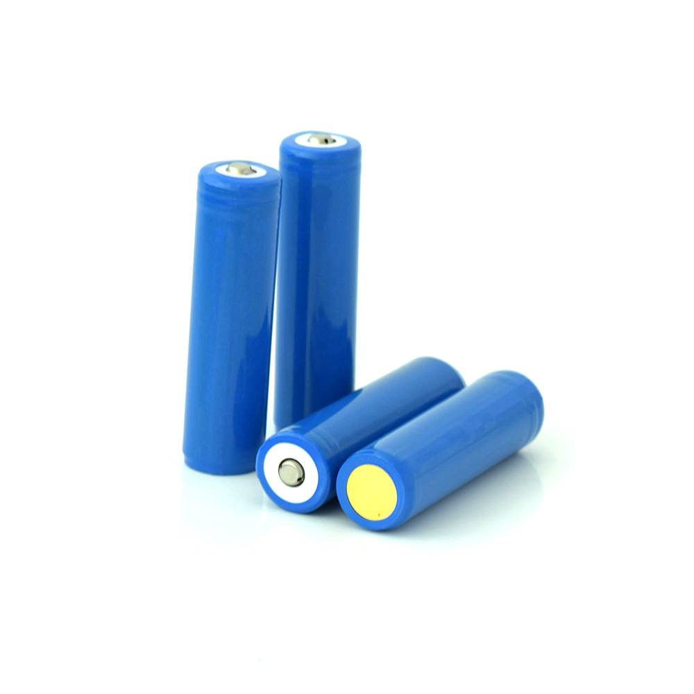 Lithium rechargeable 2600mAh 18650 3.7V Li ion Batterie pour l'électronique grand public