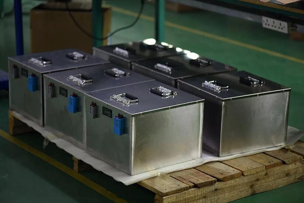 Batterie de rangement solaire de 5 kW de LIHIUM LIFEPO4 Batterie 48V 100AH