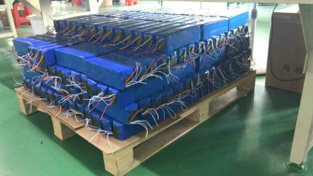 Batterie à poissons d'argent à vélo électrique de haute capacité 36v 20ah Li Ion Batterie