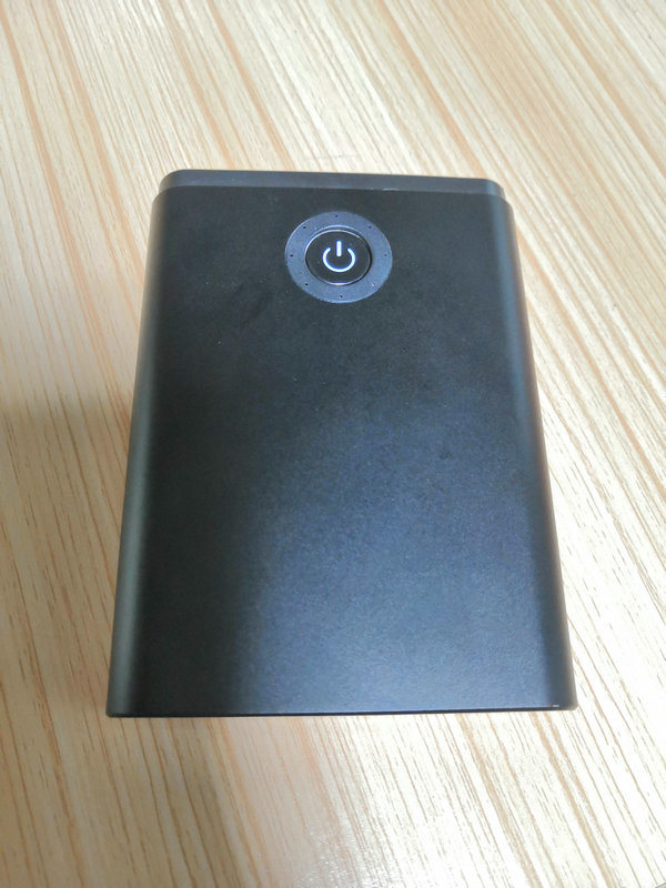 Pequeño banco portátil de 10000mAh / 20000mAh / 40000mAh USB Wireless Power Bank para móvil