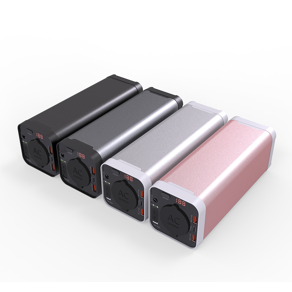 2018 le plus récent ordinateur portable Powerbank 150W 110V 120V 220V Machine de stockage de stockage avec sortie AC