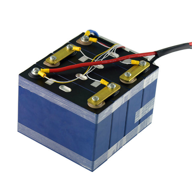 Paquete de baterías de iones de litio LIFEPO4 12V de alta calidad para la luz de la calle solar