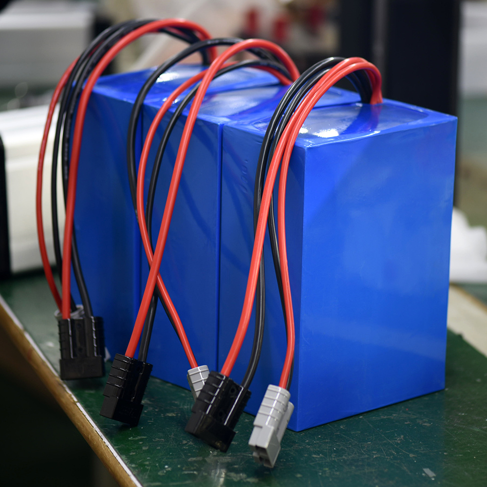 12V Batterie 12V LiFePO4 Batterie Wiederaufladbare Lithium-Akku für E-Yacht