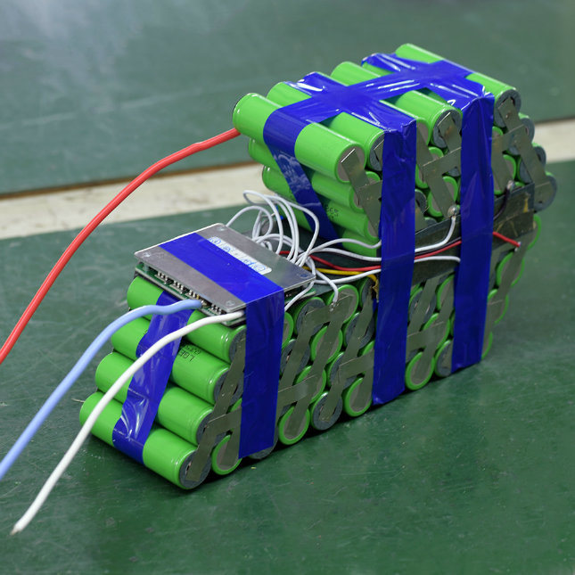 Almacenamiento de la fuente de alimentación de la batería y el triciclo de entrega de voltaje de 60V
