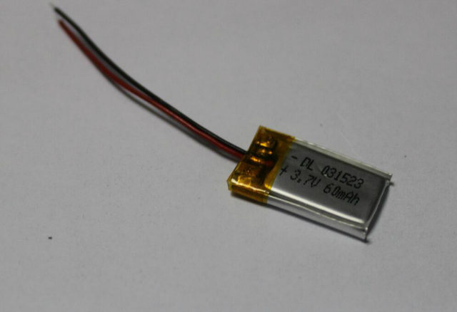 Célula de bateria de 3mm de espessura 3.7V Li-polímero para Bluetooth